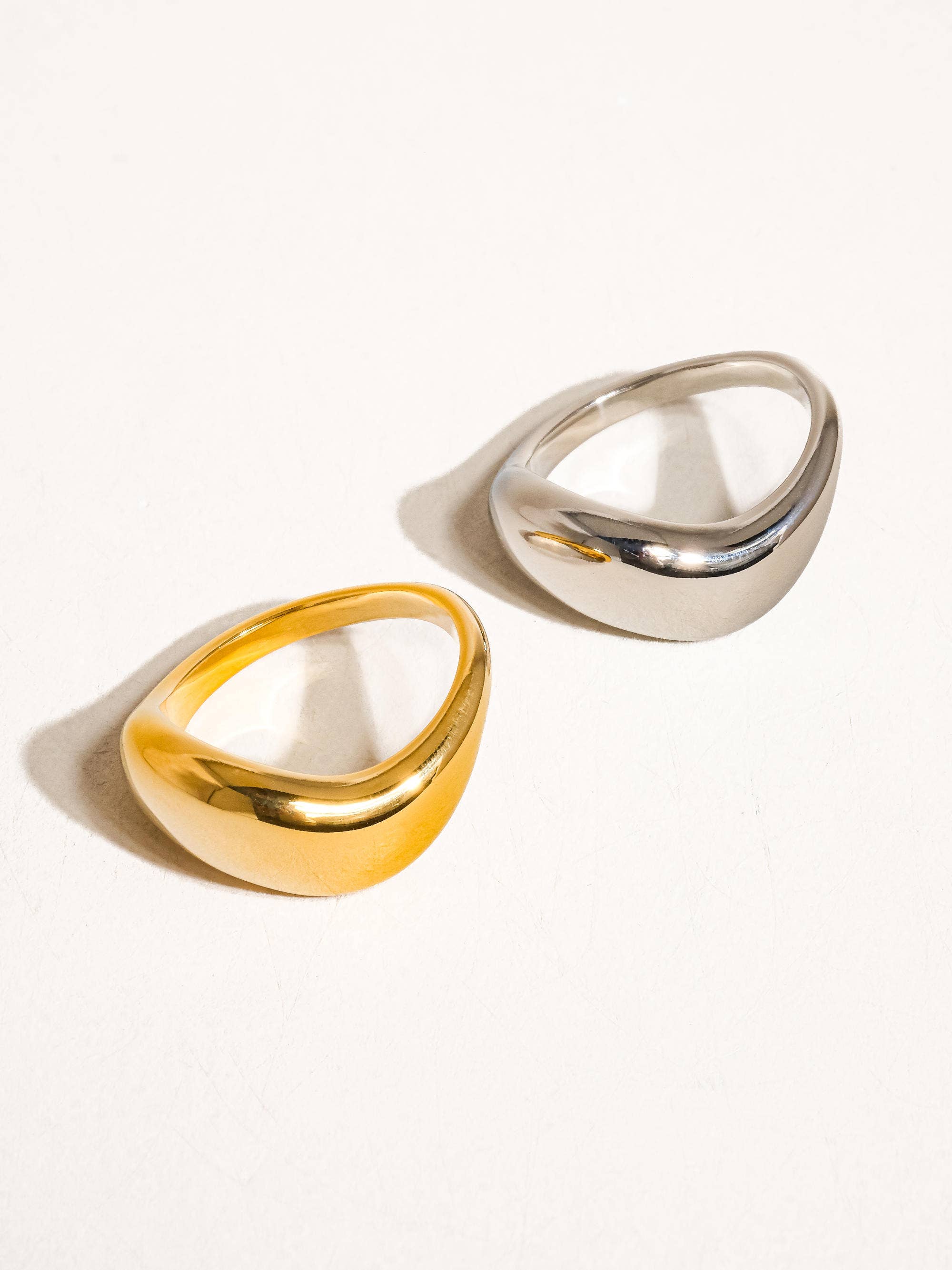 Ally Wavy Ring